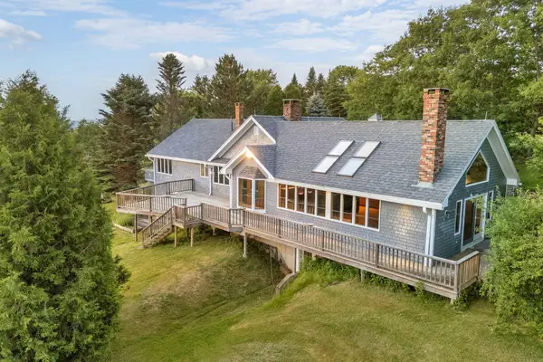 998 Overlock Hill Road, Union, ME 04862