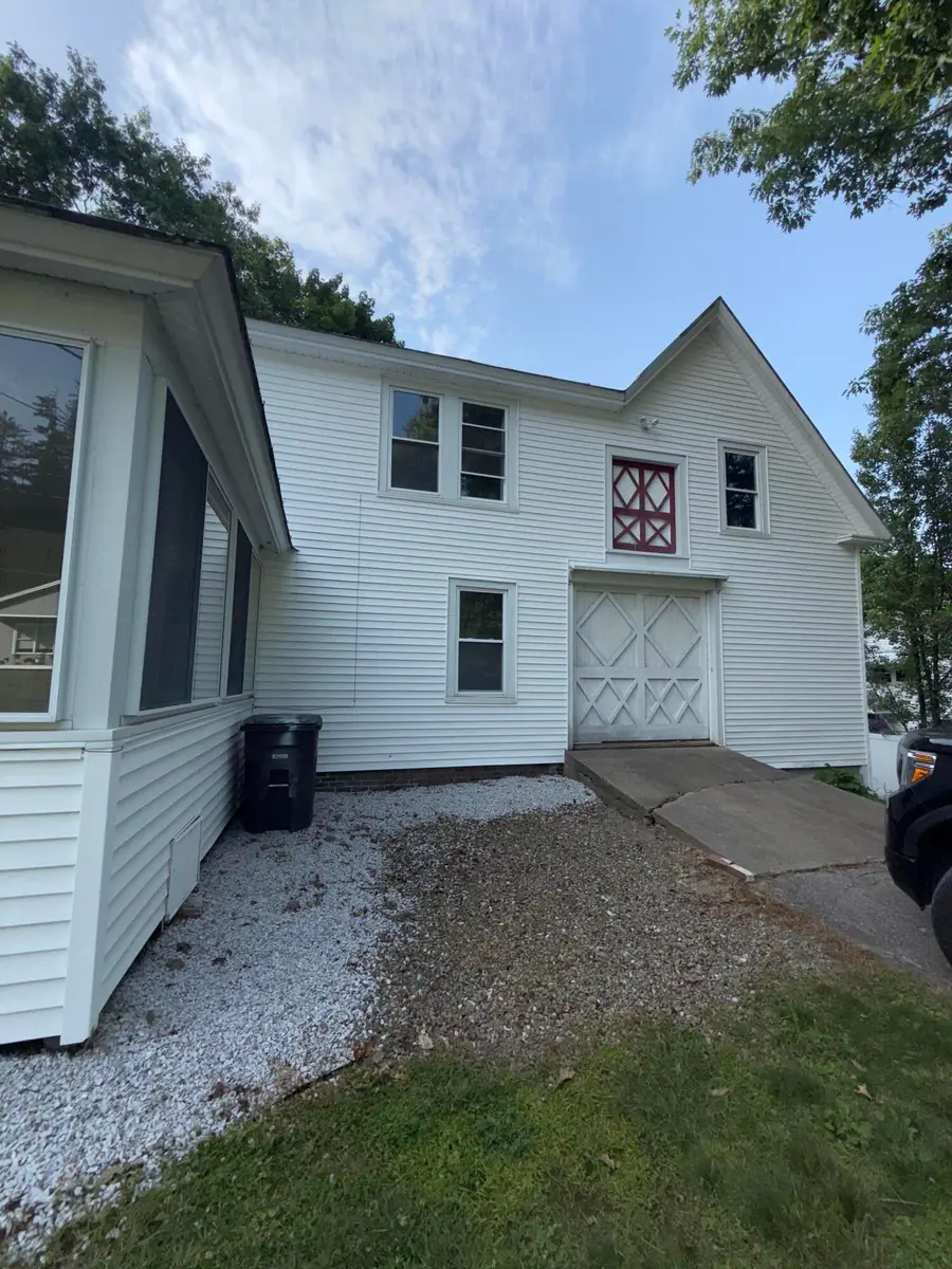 124 Lake Avenue, Farmington, ME 04938 - #2