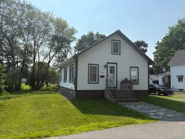 274 Parkview Avenue, Bangor, ME 04401