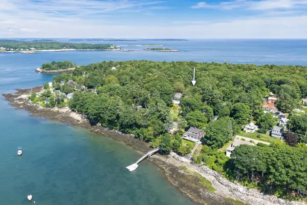 383 Pleasant Avenue, Portland, ME 04108