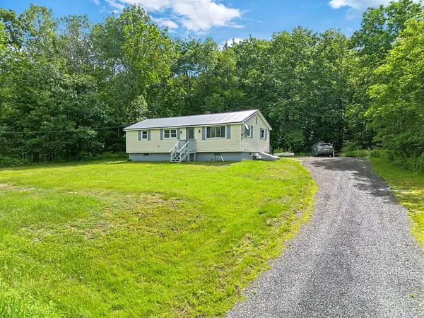 160 Livermore Falls Road, Farmington, ME 04938