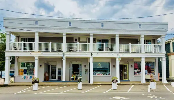 20 Shore Road #R, Ogunquit, ME 03907