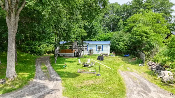20 Mill Stream Road, Readfield, ME 04355