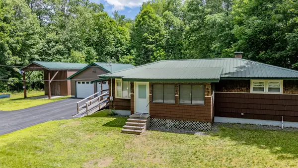 19 Summer Street, Milo, ME 04463