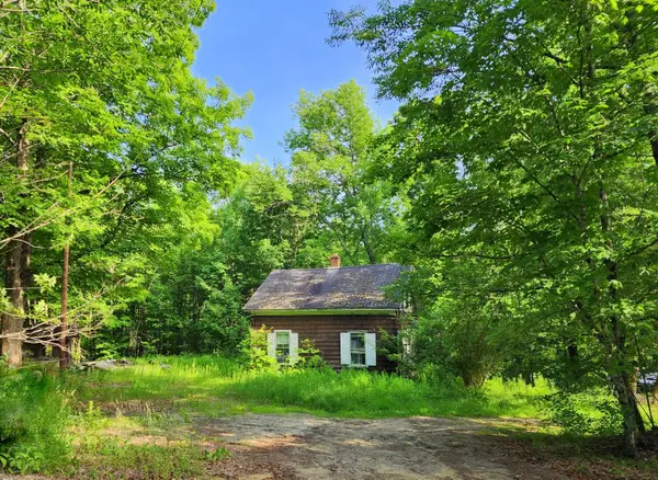 17 Center Hill Road, Weld, ME 04285