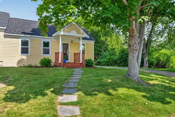 17 Woodside Meadow Road #7, York, ME 03909