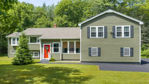 2 Little Brook Drive, Falmouth, ME 04105