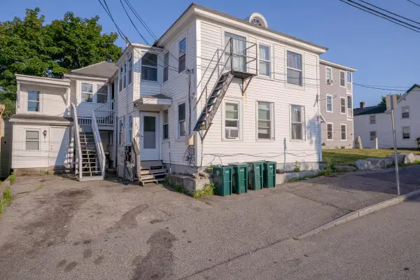 23 Green Street, Biddeford, ME 04005