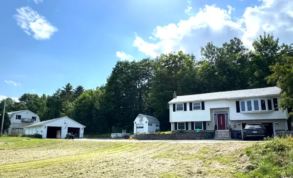 902 Eastern Avenue, Augusta, ME 04330