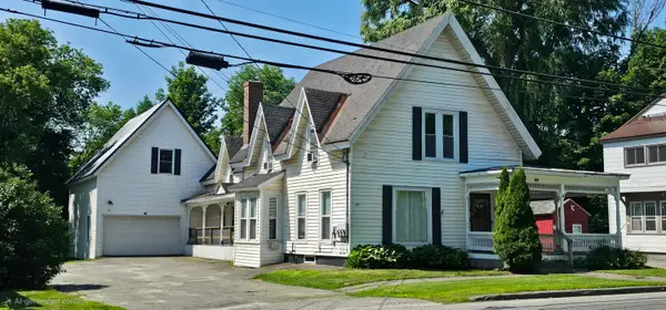 34 Western Avenue, Waterville, ME 04901