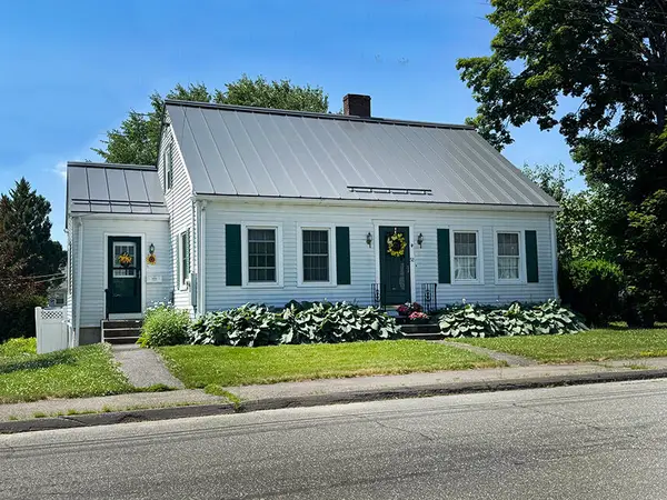 52 Mayflower Road, Augusta, ME 04330