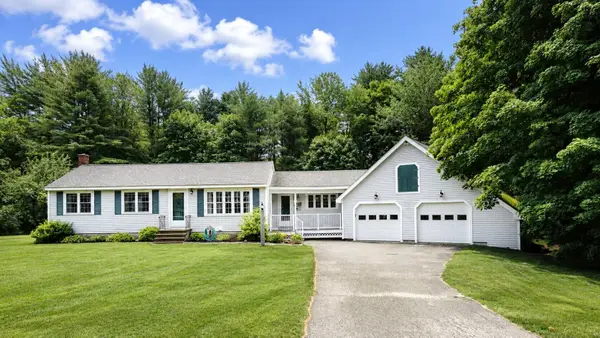 5 Overlook Drive, Buxton, ME 04093