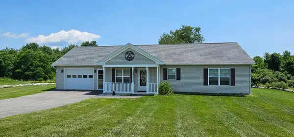 8 Meadow Drive, Waterville, ME 04901