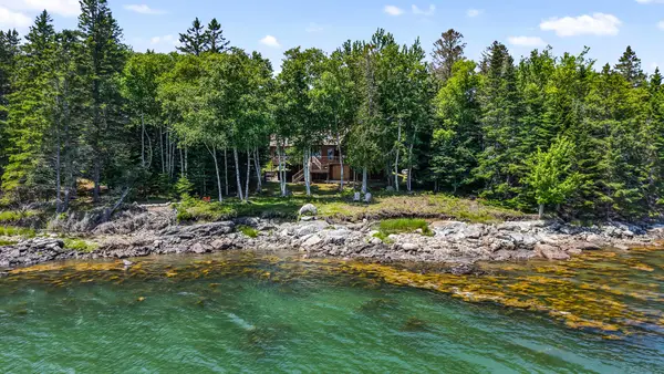 524 Rays Point Road, Milbridge, ME 04658
