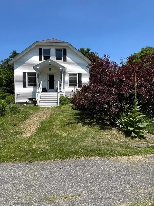 54 Pettingill Street, Lewiston, ME 04240