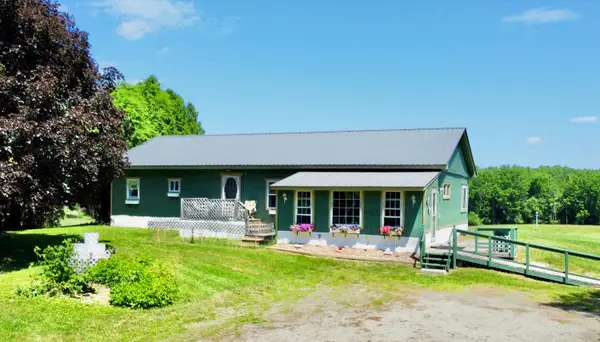 4 Brook Hill Drive, Leeds, ME 04263