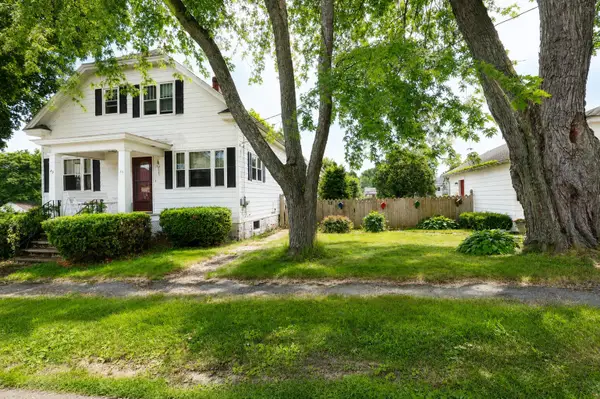 85 Dumont Avenue, Lewiston, ME 04240