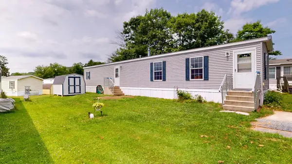 37 Village Drive, Lewiston, ME 04240