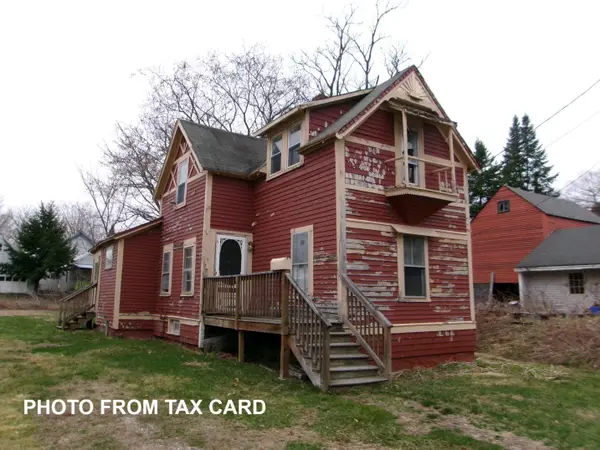 6 School Street, Bridgton, ME 04009