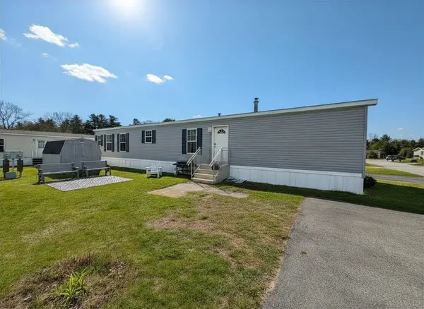 52 Oxbow Drive, Lewiston, ME 04240