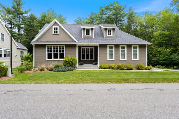 27 Sycamore Lane #1, Kennebunk, ME 04043
