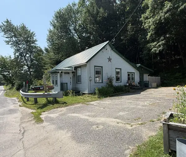 1777 Riverside Drive, Auburn, ME 04210