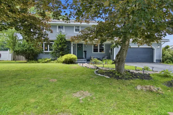 11 Novella Street, Lewiston, ME 04240