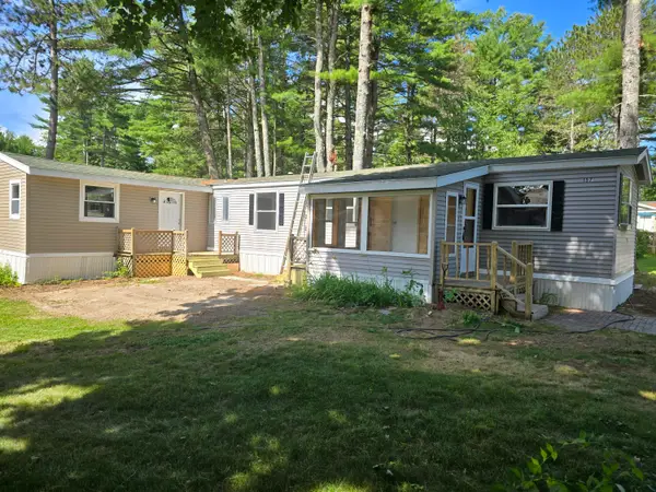 76 Evergreen Drive, Gorham, ME 04038