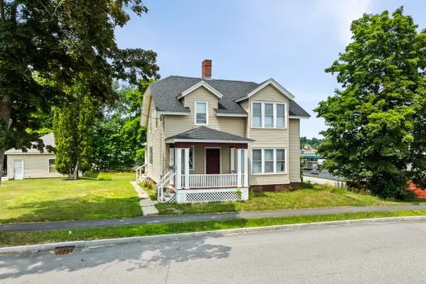 36 Vernon Street, Auburn, ME 04210