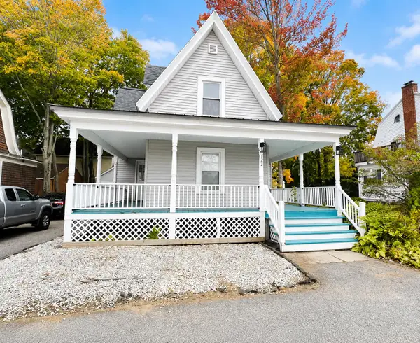 122 Whitney Street, Auburn, ME 04210