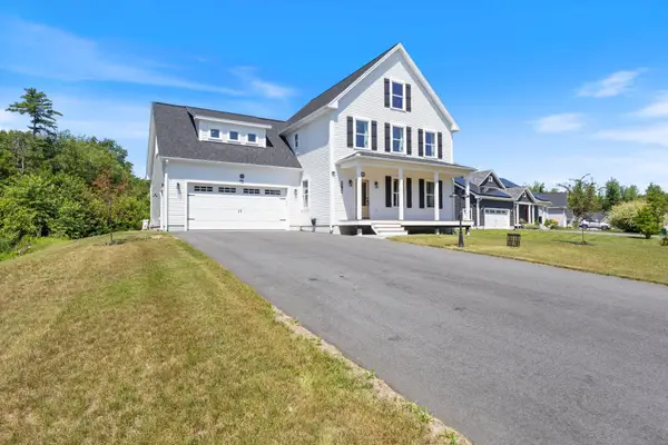 1 Beacon Drive, Brunswick, ME 04011