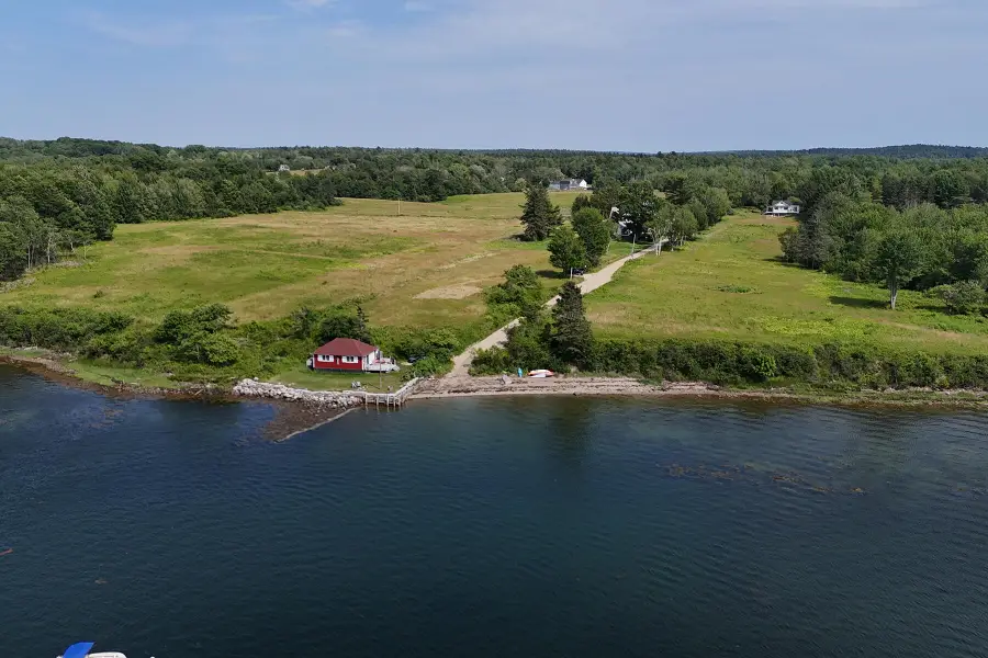 193 S Wharf Road, Brooksville, ME 04617 - #2