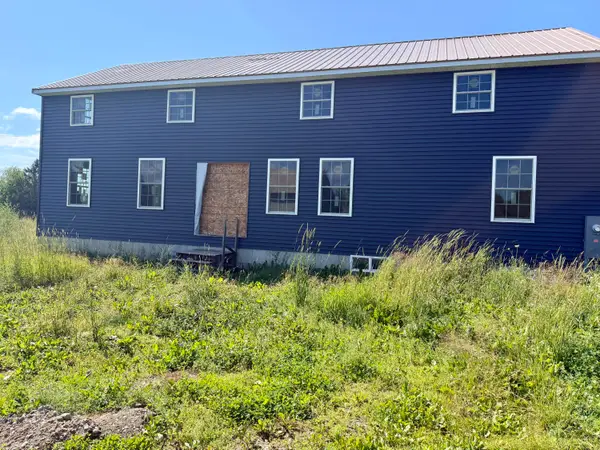 118 Square Road, Palmyra, ME 04965