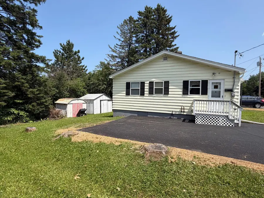 10 Macarthur Avenue, Caribou, ME 04736 - #3