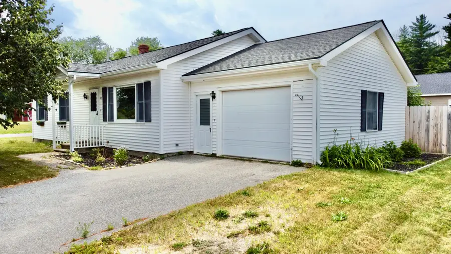 25 Jans Boulevard, Lewiston, ME 04240 - #3