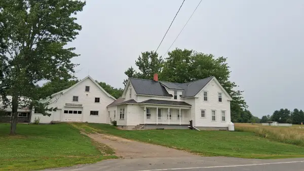 380 Clinton Avenue, Winslow, ME 04901