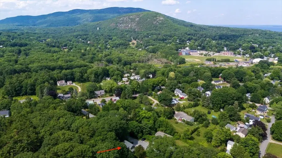 9 Oak Street, Camden, ME 04843 - #3
