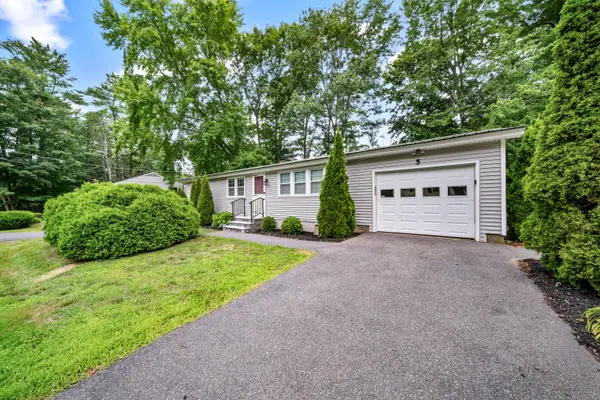 5 Camden Avenue, York, ME 03909