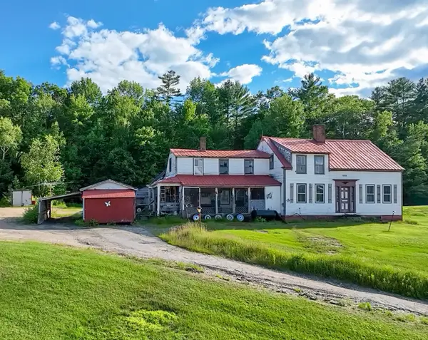 19 Knox Road, Peru, ME 04290