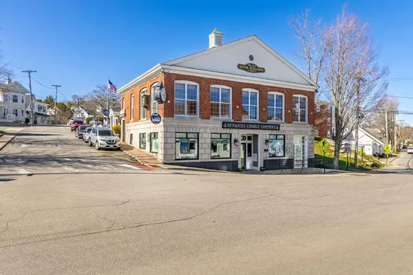 4 Townsend Avenue, Boothbay Harbor, ME 04538