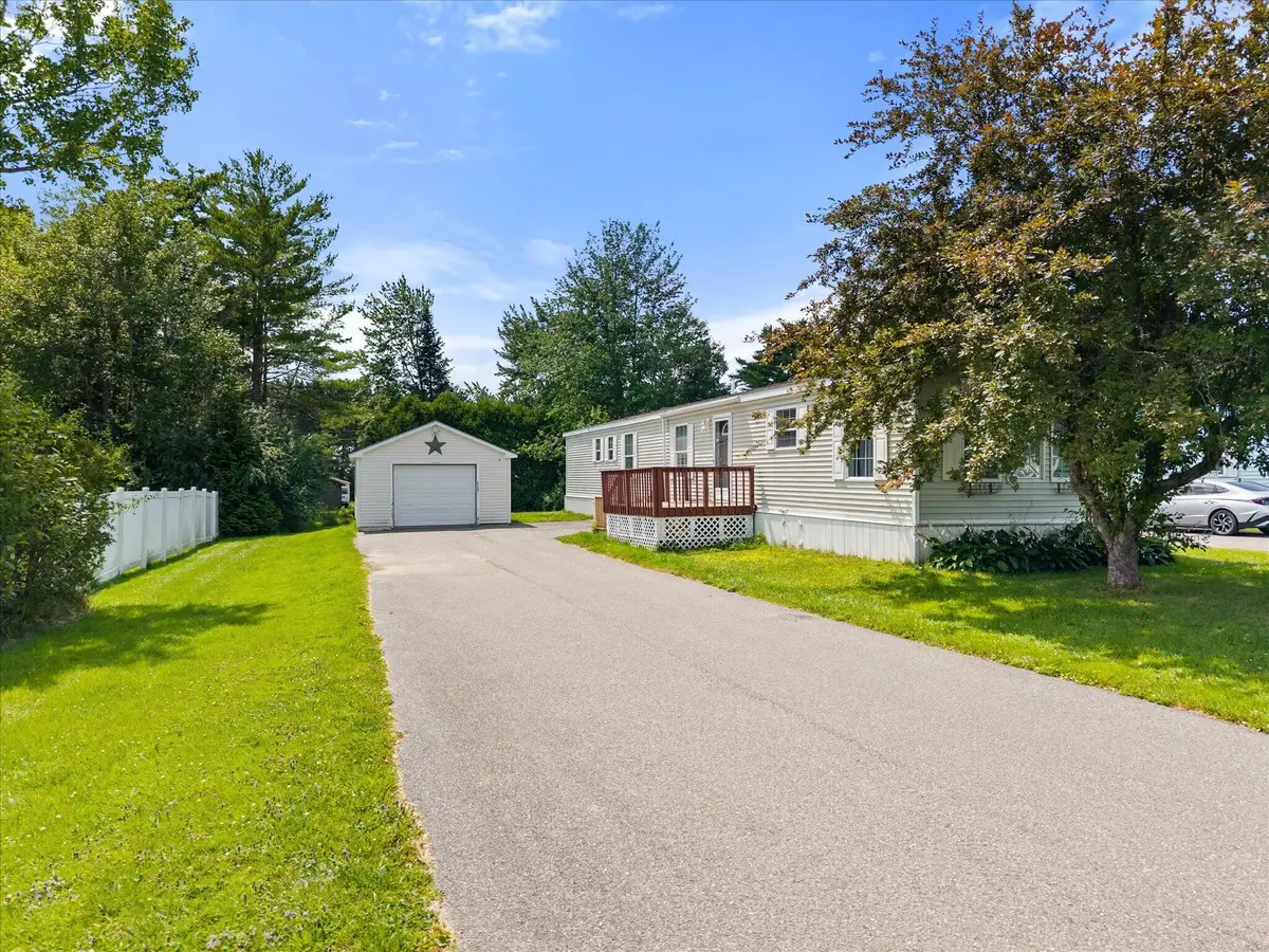 11 E Street, Bangor, ME 04401 - #1