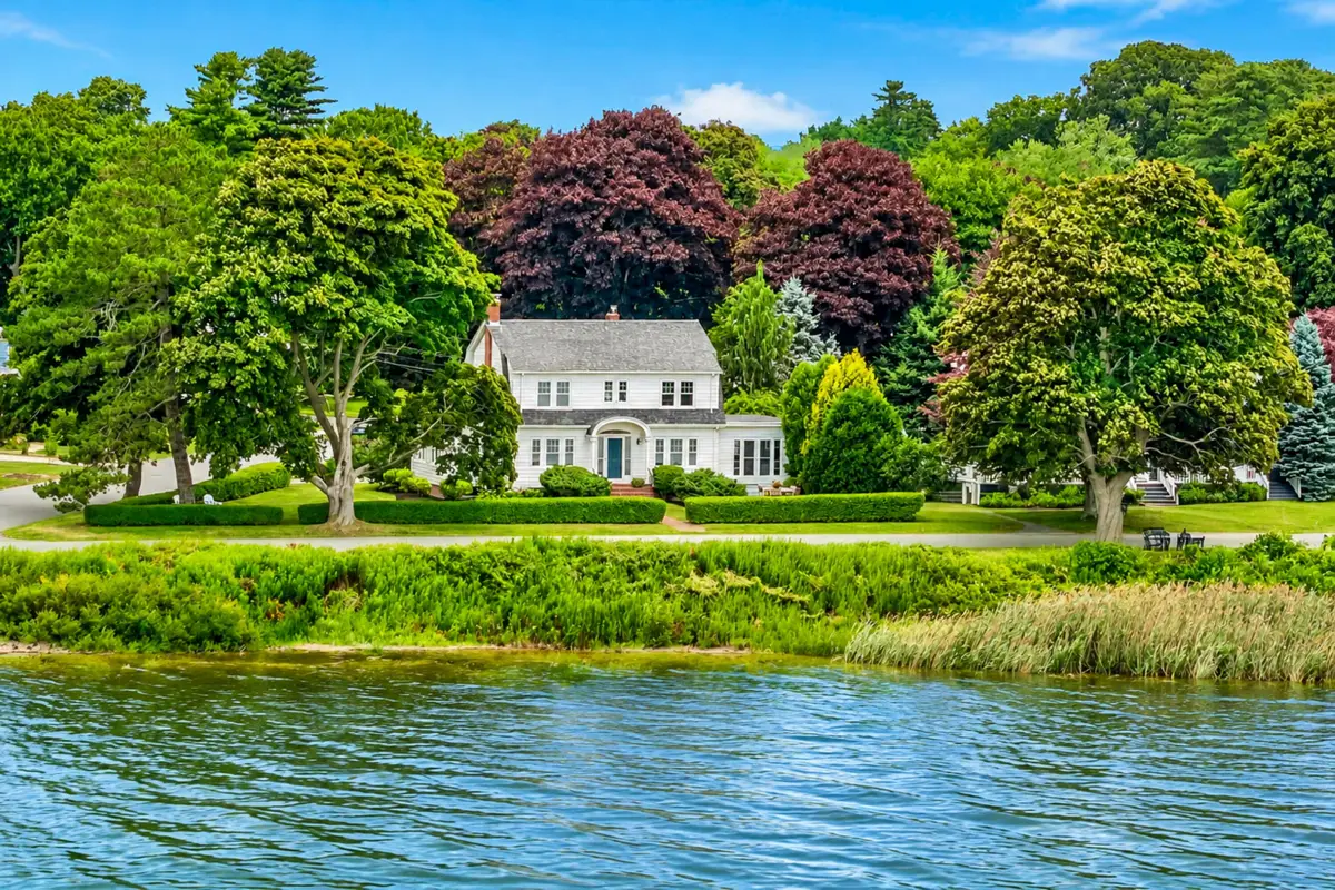 10 Bay Shore Drive, Falmouth, ME 04105 - #1
