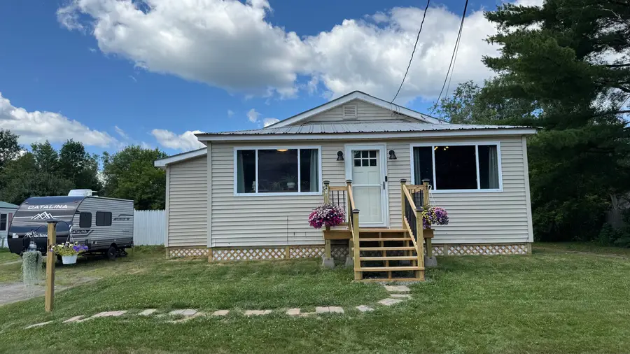 14 Third Street, Howland, ME 04448 - #2