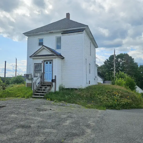 1 Elm Street, East Millinocket, ME 04430