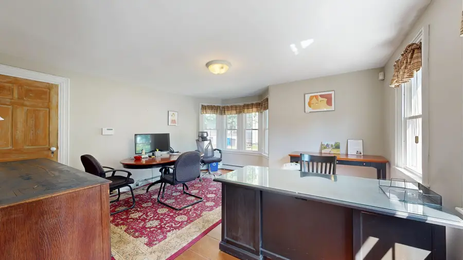 62 Main Street, Topsham, ME 04086 - #2