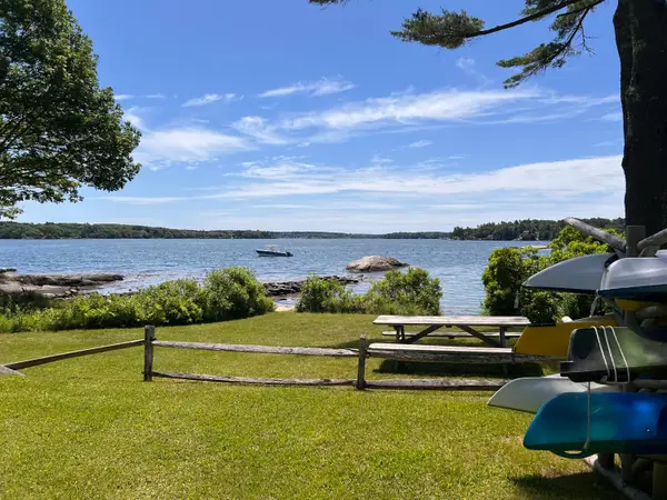 41 Bens Landing Road, Boothbay, ME 04537