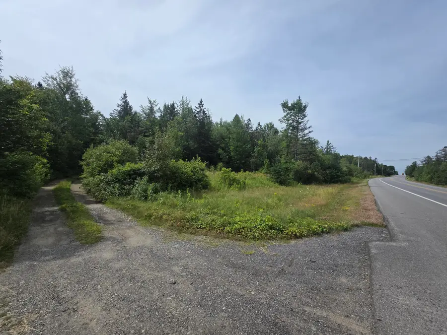 83 Main Street, Palmyra, ME 04965 - #2