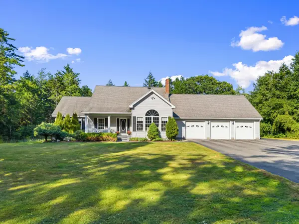 79 Beaver Pond Road, Topsham, ME 04086