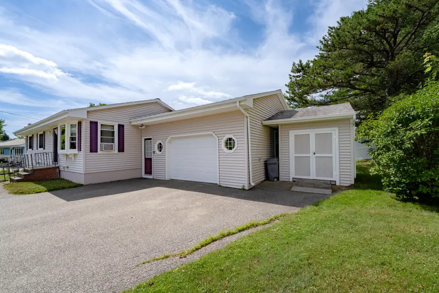 17 Heathwood Lane, Lewiston, ME 04240 - #2