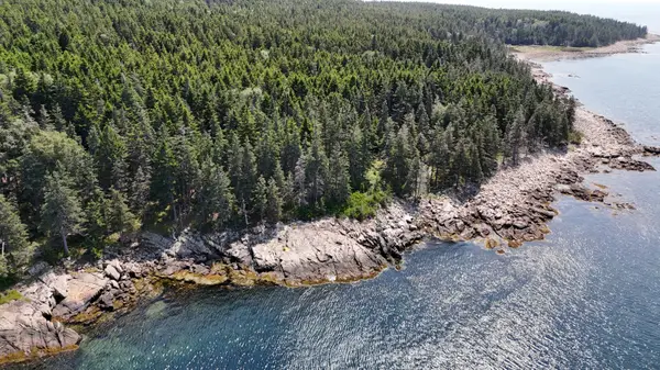 3 Butler Road, Frenchboro, ME 04685